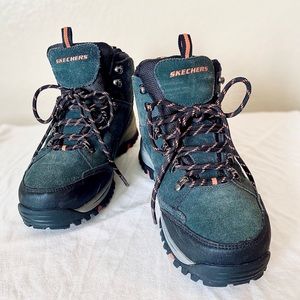 MEN'S SKECHERS RELAXED FIT PELMO HIKING BOOTS / MID-RISE / Size 7.5